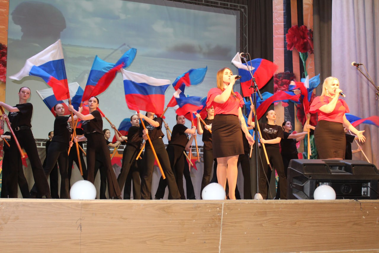 Сергей Козенко: В Краснодонском Дворце культуры имени «Молодой гвардии» состоялось торжественное мероприятие, посвященное Дню Героев Отечества и закрытию Года Защитника Отечества в Краснодонском муниципальном округе Сергей Козенко: В Краснодонском Дворце культуры имени «Молодой гвардии» состоялось торжественное мероприятие, посвященное Дню Героев Отечества и закрытию Года Защитника Отечества в Краснодонском муниципальном округе