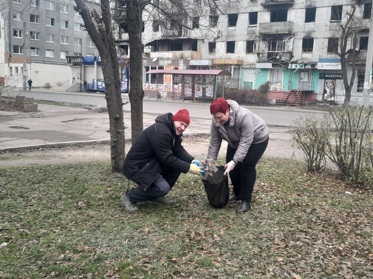 Отдел молодежи и спорта принял участие в «Декаде добрых дел» Отдел молодежи и спорта принял участие в «Декаде добрых дел»