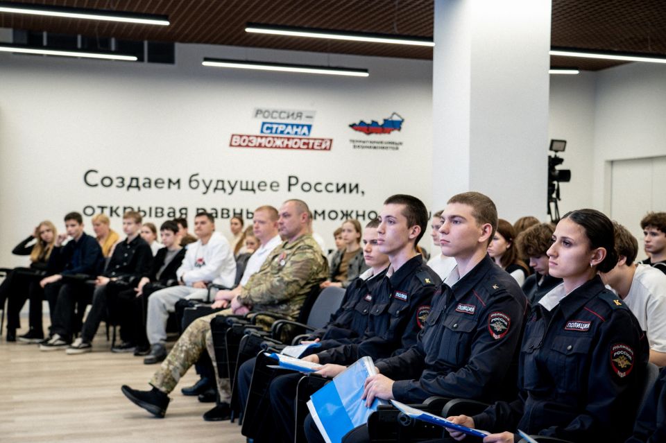 Наша страна – страна Героев Наша страна – страна Героев