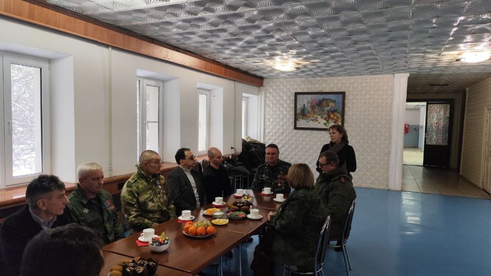 «Выбирай СВОё с вЕРой в себя»: круглый стол в честь Дня Героев Отечества прошёл на предприятии «ОДК-Сервис» «Луганск» «Выбирай СВОё с вЕРой в себя»: круглый стол в честь Дня Героев Отечества прошёл на предприятии «ОДК-Сервис» «Луганск»