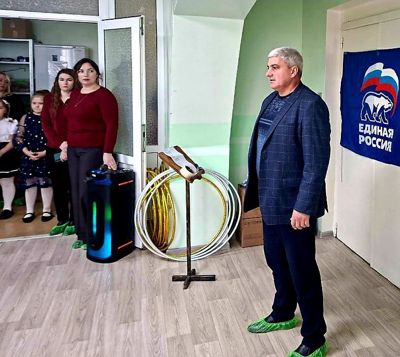 Ко Дню Героев Отечества, по инициативе муниципального координатора партийного проекта "Женское движение Единая Россия"Натальи Стариковой, состоялся концерт в госпитале для участников СВО Ко Дню Героев Отечества, по инициативе муниципального координатора партийного проекта "Женское движение Единая Россия"Натальи Стариковой, состоялся концерт в госпитале для участников СВО