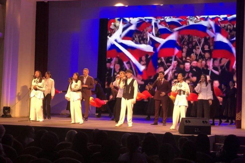 В Хакасии прошёл благотворительный концерт в поддержку Червонопартизанского Дворца культуры В Хакасии прошёл благотворительный концерт в поддержку Червонопартизанского Дворца культуры