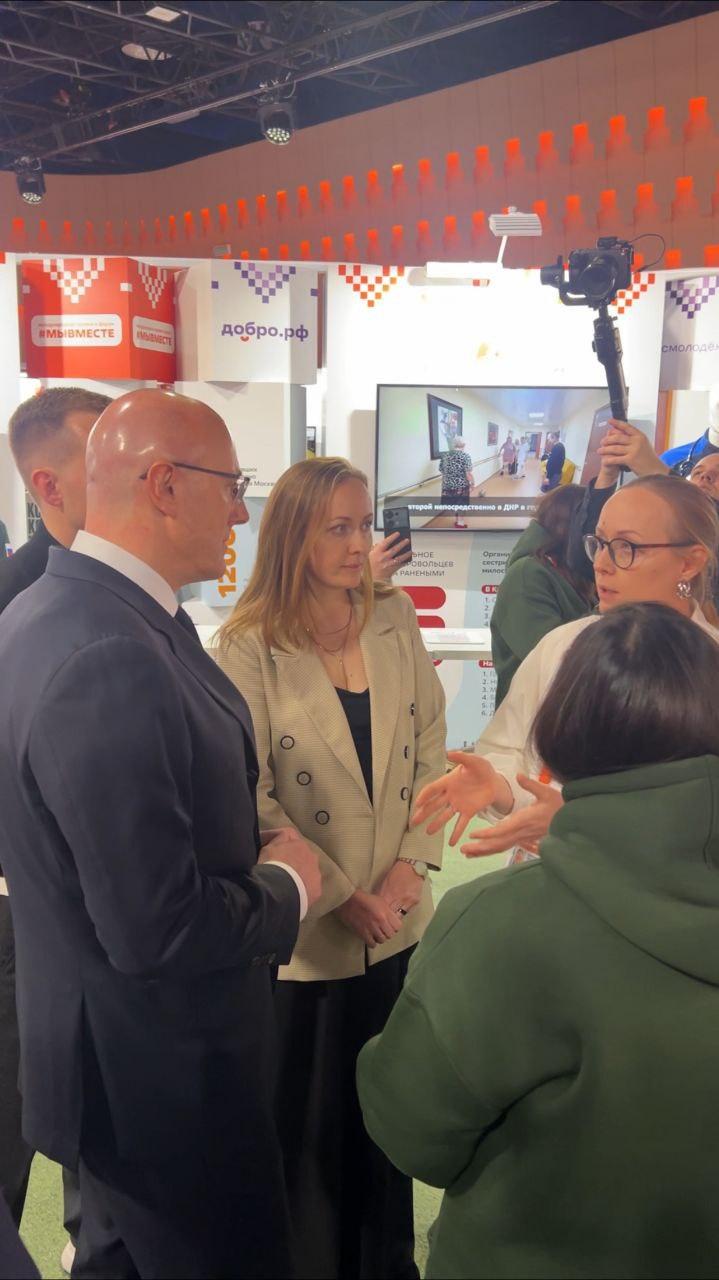 Ветеринары-волонтеры представили вице-премьеру Дмитрию Чернышенко свою работу в прифронтовых территориях Ветеринары-волонтеры представили вице-премьеру Дмитрию Чернышенко свою работу в прифронтовых территориях