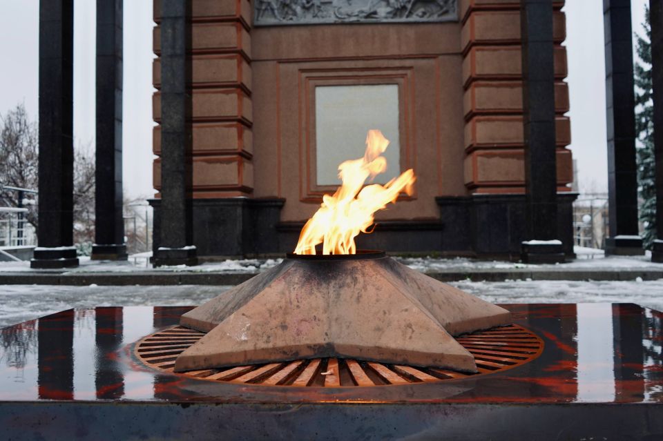 ���� ������ ���������: ������ � �������������