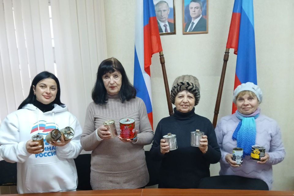 Лутугинское местное отделение партии «Единая Россия» совместно с представителями клуба «Ветеран» организовали мастер-класс по изготовлению окопных свечей для поддержки участников специальной военной операции Лутугинское местное отделение партии «Единая Россия» совместно с представителями клуба «Ветеран» организовали мастер-класс по изготовлению окопных свечей для поддержки участников специальной военной операции