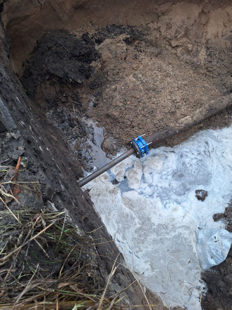 Сотрудники МУП «ПУ ВКХ города Рубежное» ликвидировали аварию Сотрудники МУП «ПУ ВКХ города Рубежное» ликвидировали аварию