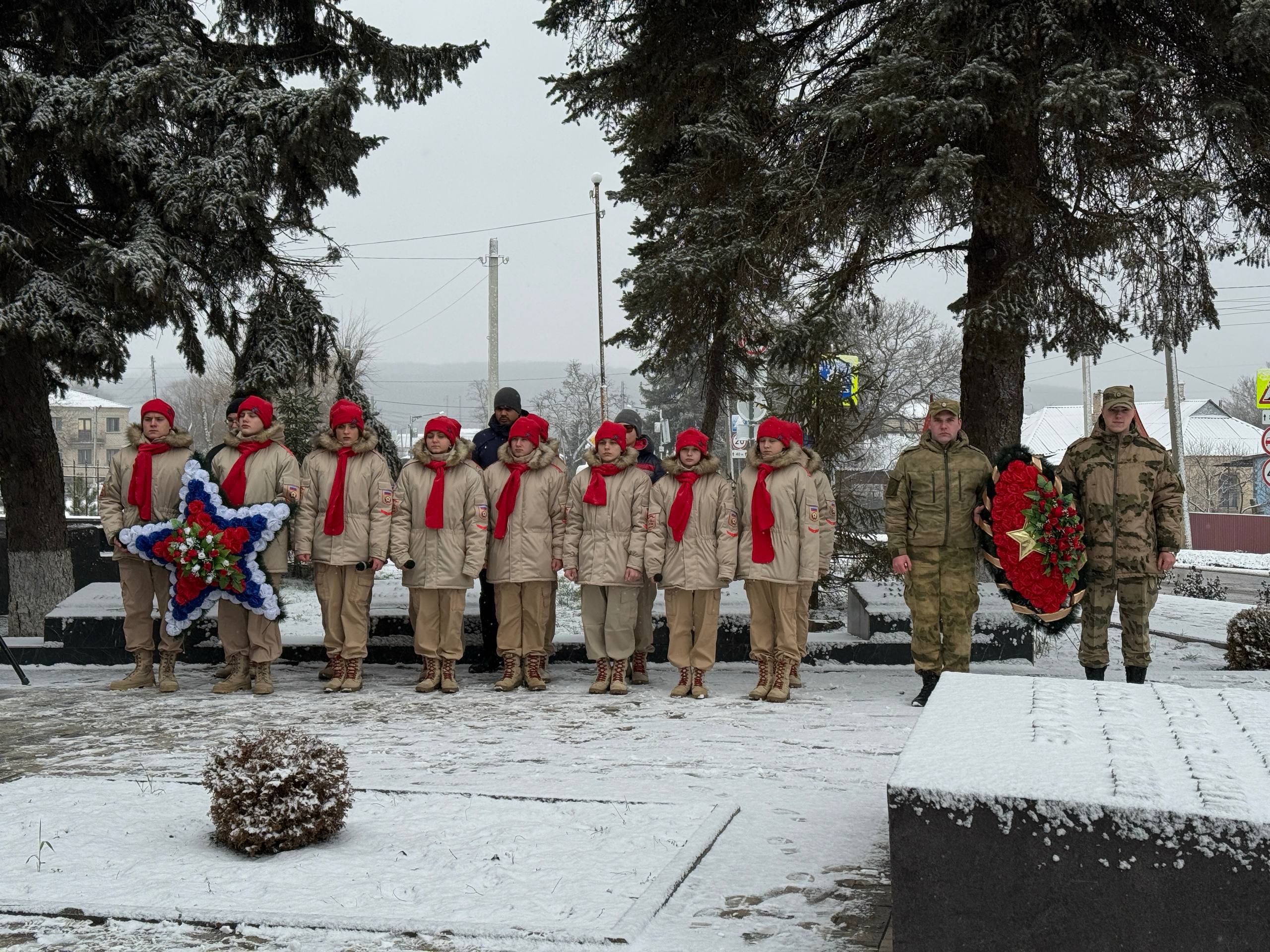 Герои Отечества: митинг-возложение в Марковском муниципальном округе Герои Отечества: митинг-возложение в Марковском муниципальном округе