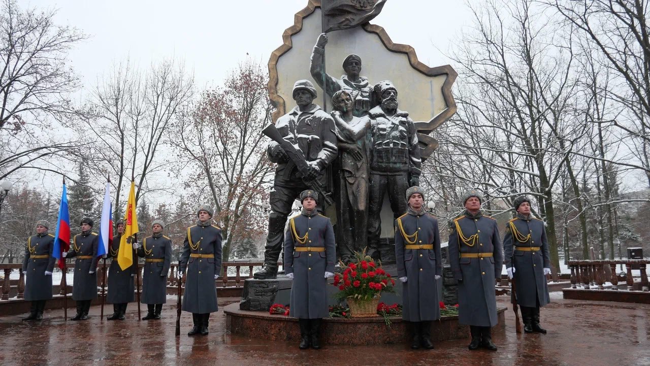 Яна Пащенко: Сегодня россияне отмечают День Героев Отечества — памятную дату, которая соединяет несколько эпох