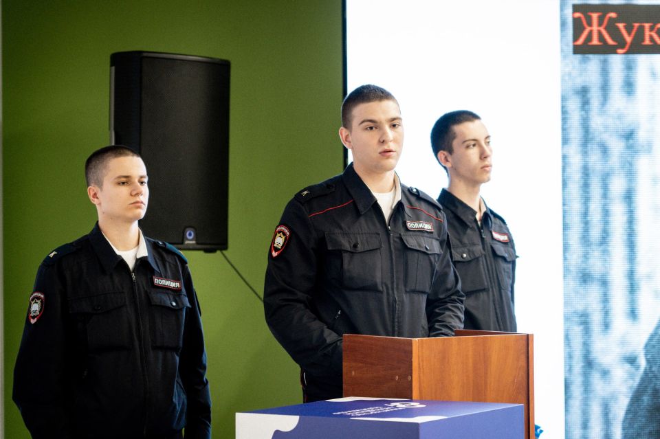 Наша страна – страна Героев Наша страна – страна Героев