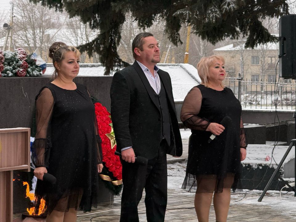 Герои Отечества: митинг-возложение в Марковском муниципальном округе Герои Отечества: митинг-возложение в Марковском муниципальном округе