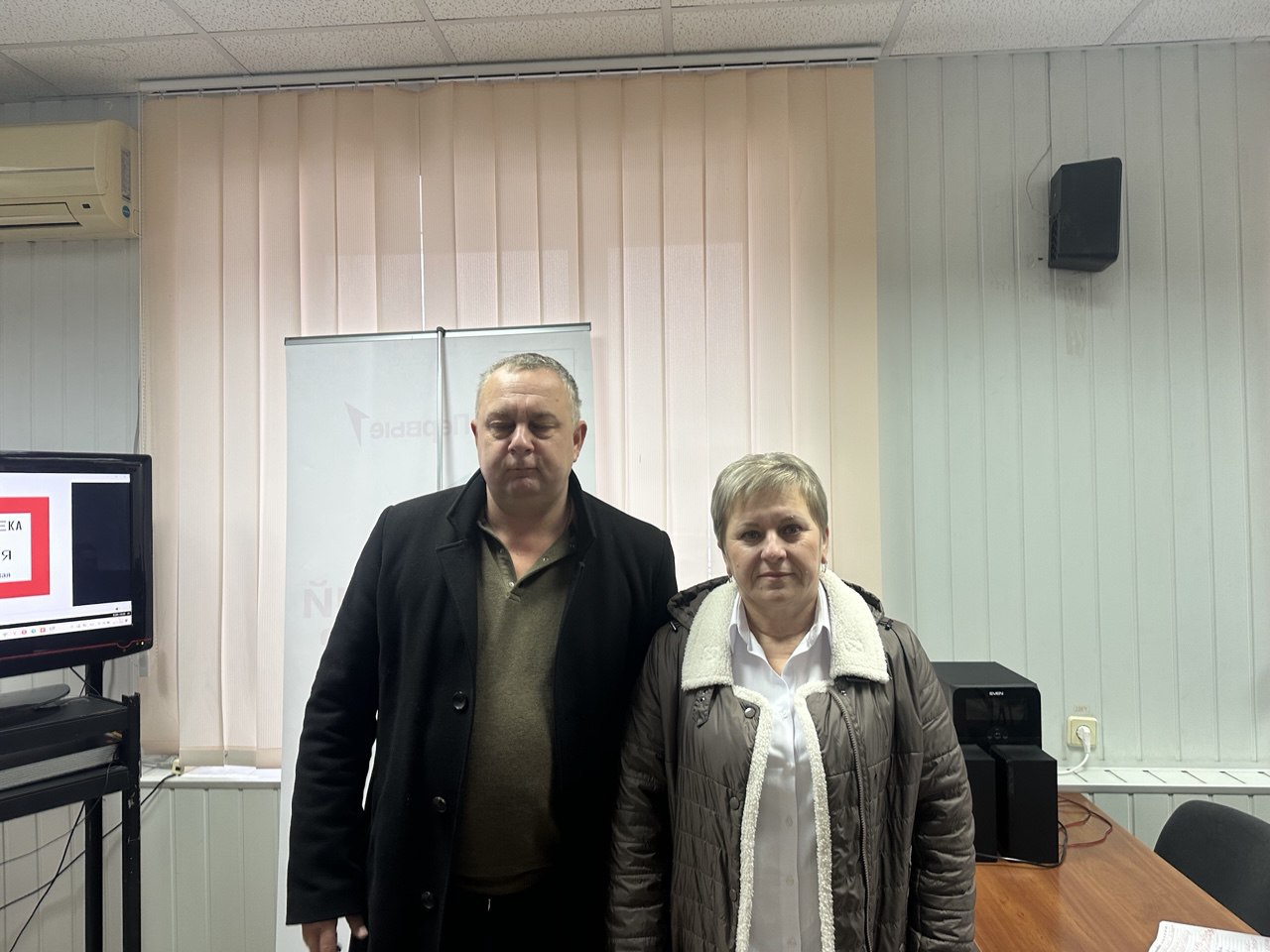 Каждая сеть — это защита. Каждый кусочек ткани — это помощь! Каждая сеть — это защита. Каждый кусочек ткани — это помощь!