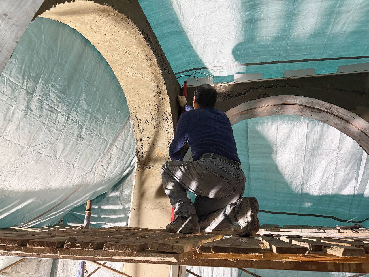 Сергей Колягин: Несмотря на ухудшившиеся погодные условия, продолжаем благоустраивать место захоронения защитников Отечества Сергей Колягин: Несмотря на ухудшившиеся погодные условия, продолжаем благоустраивать место захоронения защитников Отечества