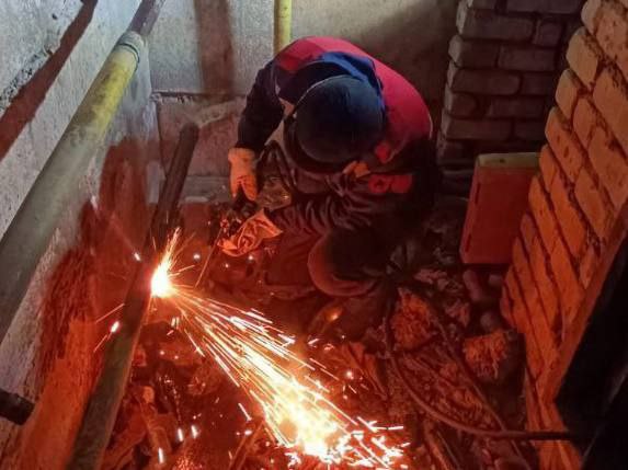 Сергей Колягин: Очередная бригада калужских специалистов, успешно выполнив поставленные перед ними задачи по восстановлению внутридомовых коммуникационных систем в многоквартирных жилых домах округа, возвращается домой Сергей Колягин: Очередная бригада калужских специалистов, успешно выполнив поставленные перед ними задачи по восстановлению внутридомовых коммуникационных систем в многоквартирных жилых домах округа, возвращается домой