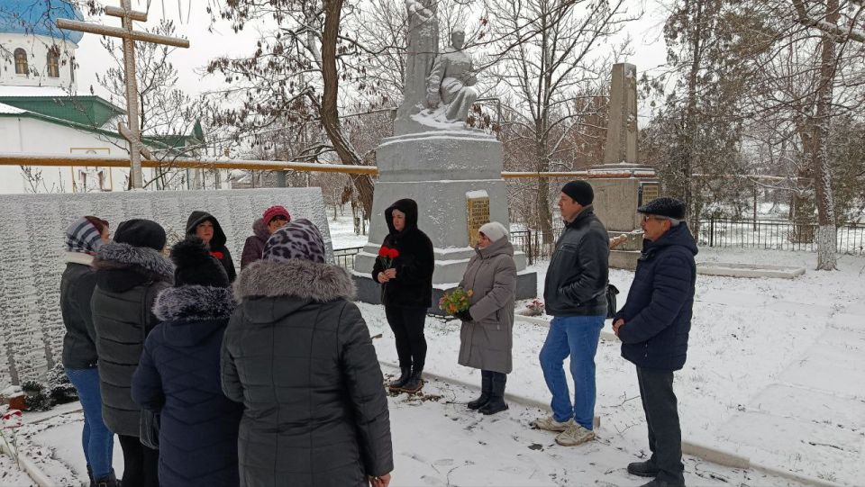 День Героев Отечества — памятная дата в России, которая отмечается ежегодно 9 декабря День Героев Отечества — памятная дата в России, которая отмечается ежегодно 9 декабря