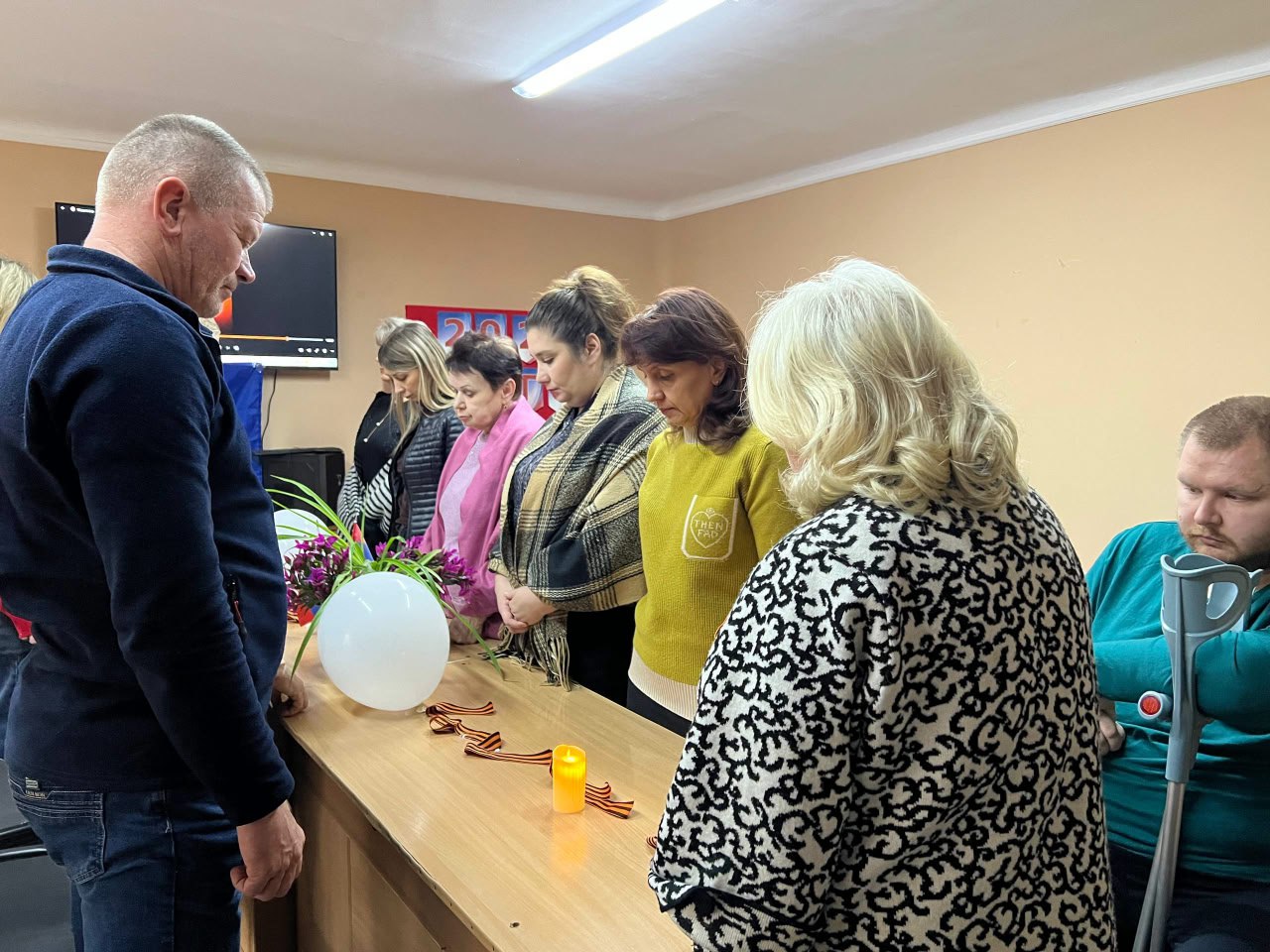 В этом году первичная организация партии «Единая Россия» ГБУ «Брянковский комплексный центр социального обслуживания населения» отметила День защитника Отечества особенно торжественно В этом году первичная организация партии «Единая Россия» ГБУ «Брянковский комплексный центр социального обслуживания населения» отметила День защитника Отечества особенно торжественно