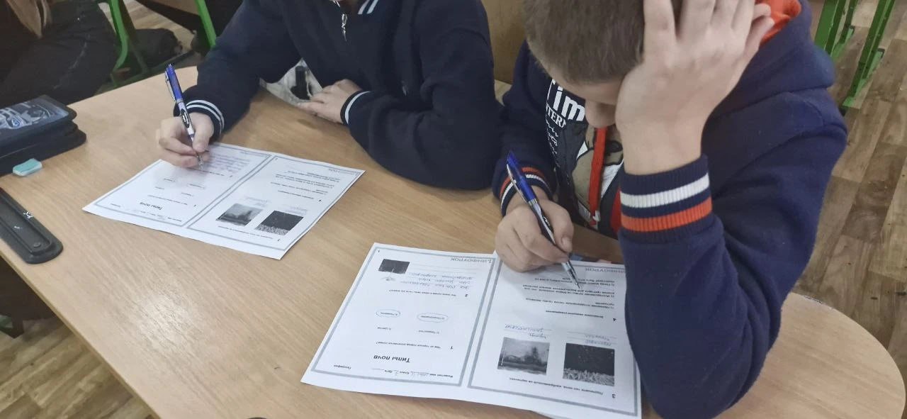 Юные агрономы из Петровки изучают «вселенную под ногами» Юные агрономы из Петровки изучают «вселенную под ногами»