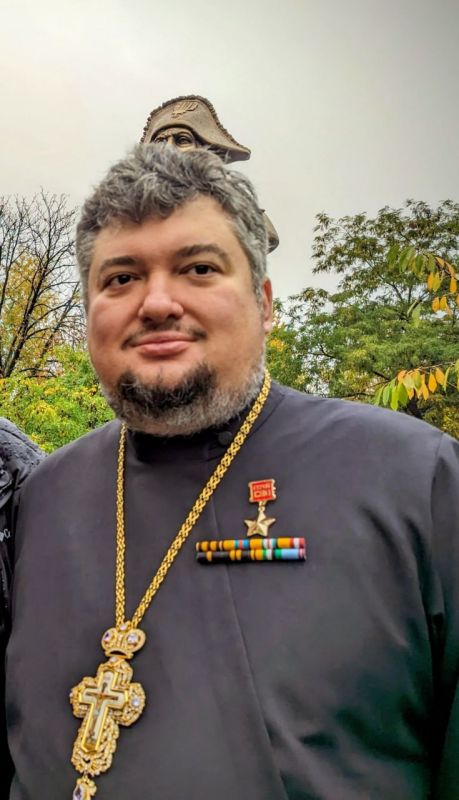 С гордостью поздравляем наших земляков с замечательным праздником — Днем Героев Отечества! С гордостью поздравляем наших земляков с замечательным праздником — Днем Героев Отечества!