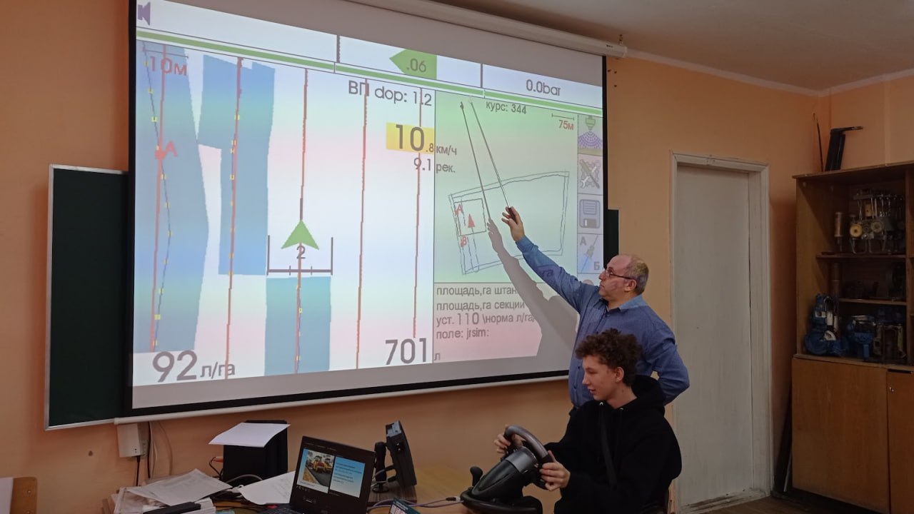 9 декабря учащиеся Молодогвардейской средней школы №21 посетили Новосветловский агарный колледж – учебное заведение с богатой историей 9 декабря учащиеся Молодогвардейской средней школы №21 посетили Новосветловский агарный колледж – учебное заведение с богатой историей