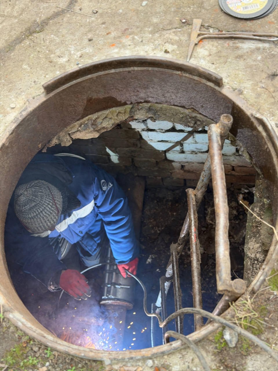 Бригада «Челныводоканала» приступила к восстановлению водоснабжения в исторической части Лисичанска Бригада «Челныводоканала» приступила к восстановлению водоснабжения в исторической части Лисичанска