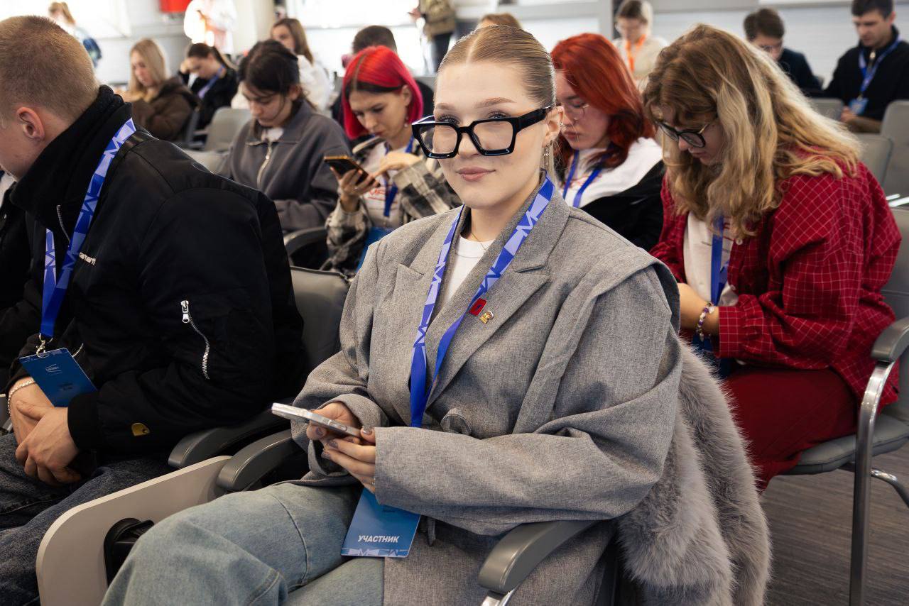 Студентка Стахановского медколледжа стала участницей проектной сессии «Первый грант» Студентка Стахановского медколледжа стала участницей проектной сессии «Первый грант»