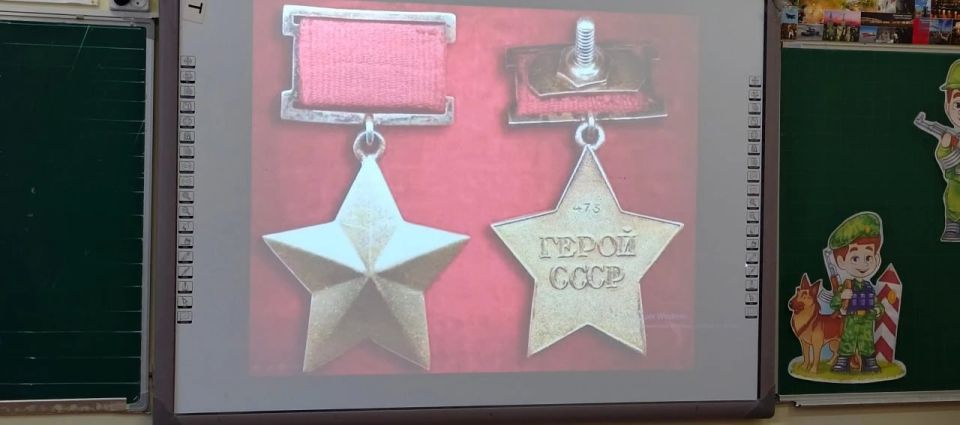 В Рубежанской ОШ № 3 прошло мероприятие, посвящённое Дню Героев Отечества В Рубежанской ОШ № 3 прошло мероприятие, посвящённое Дню Героев Отечества