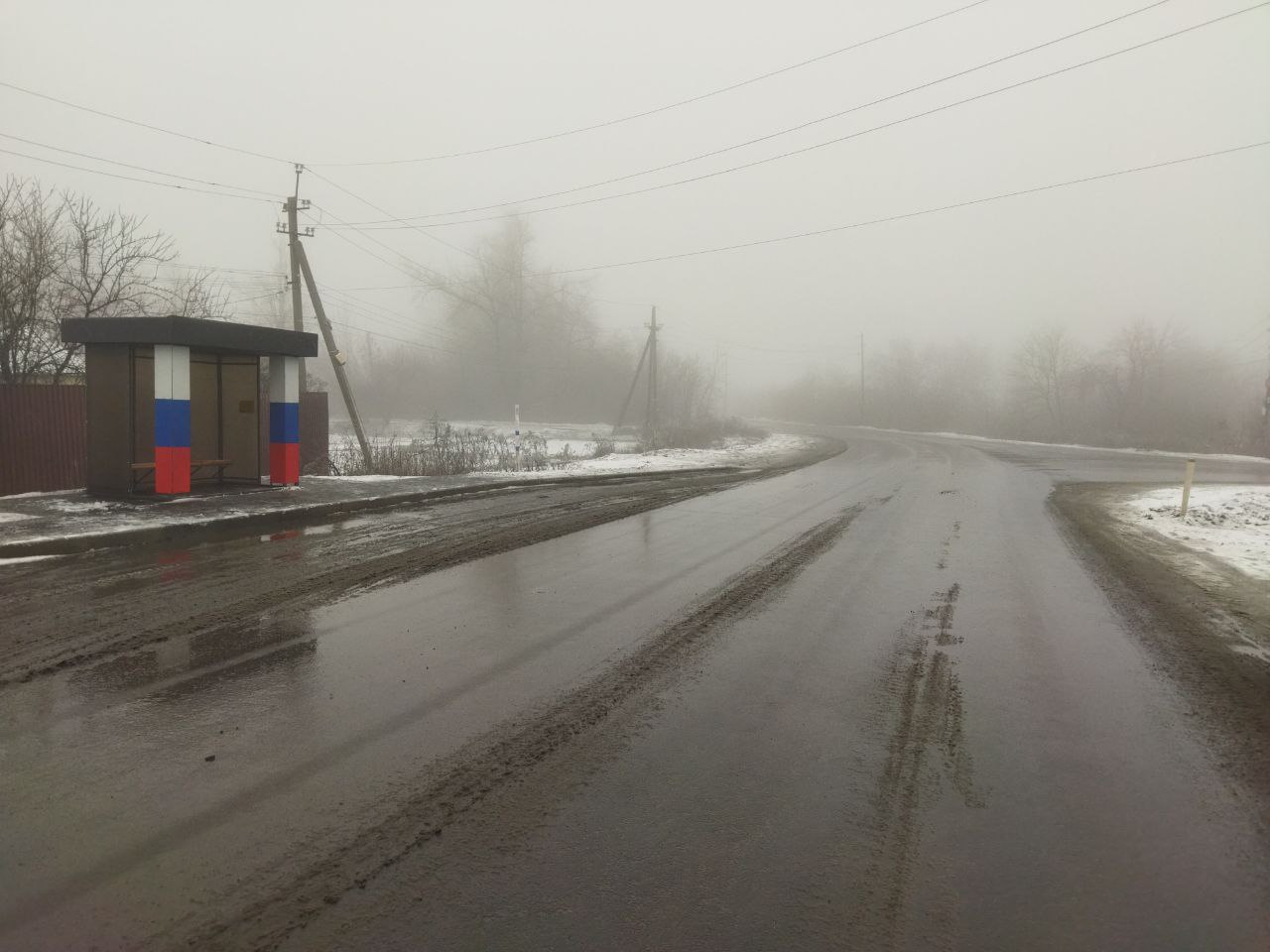 В Ровеньках завершены работы по капитальному ремонту автомобильной дороги пгт Дзержинский - пгт Новодарьевка общей протяженность 4,6 км В Ровеньках завершены работы по капитальному ремонту автомобильной дороги пгт Дзержинский - пгт Новодарьевка общей протяженность 4,6 км