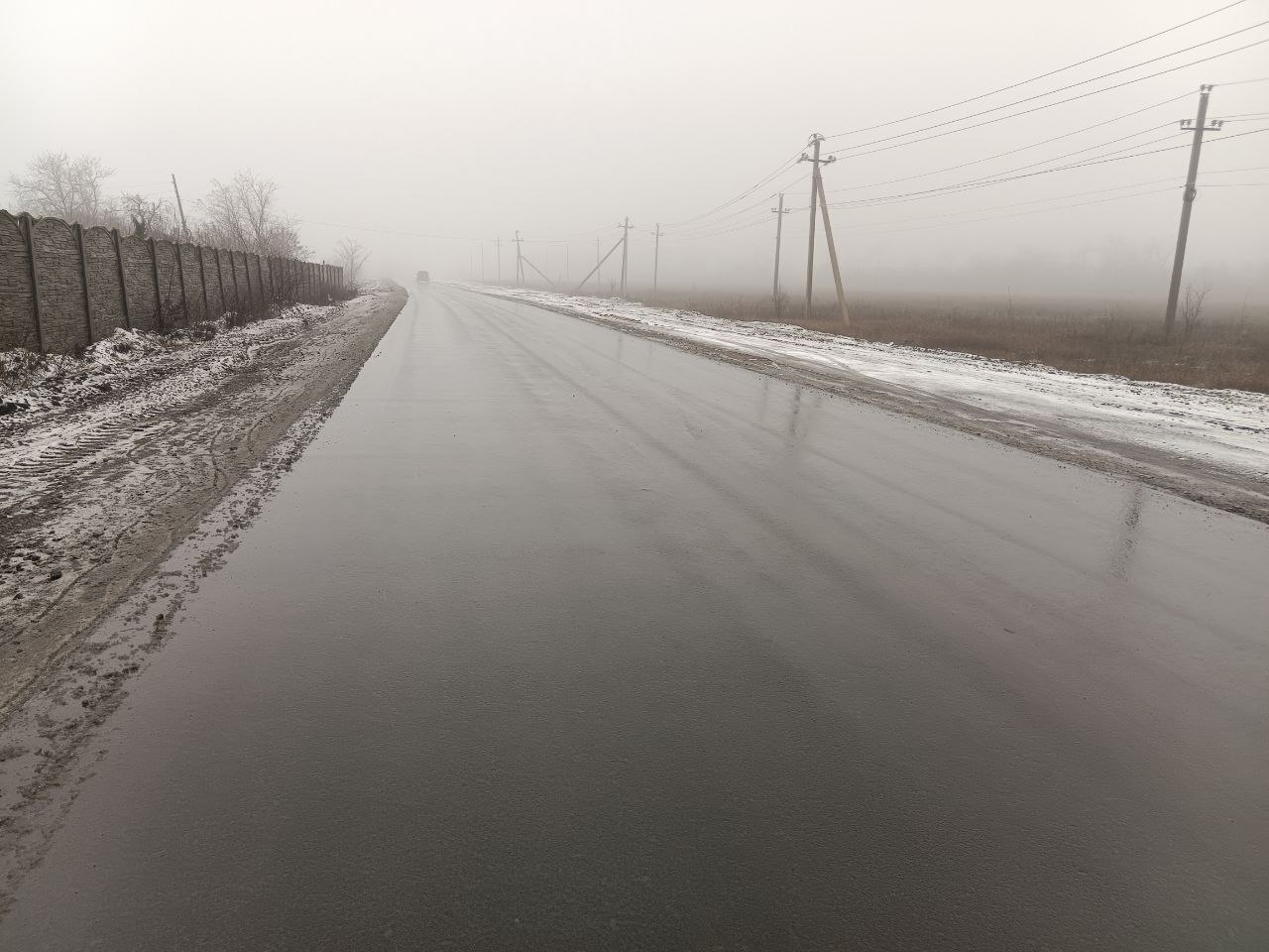 В Ровеньках завершены работы по капитальному ремонту автомобильной дороги пгт Дзержинский - пгт Новодарьевка общей протяженность 4,6 км В Ровеньках завершены работы по капитальному ремонту автомобильной дороги пгт Дзержинский - пгт Новодарьевка общей протяженность 4,6 км