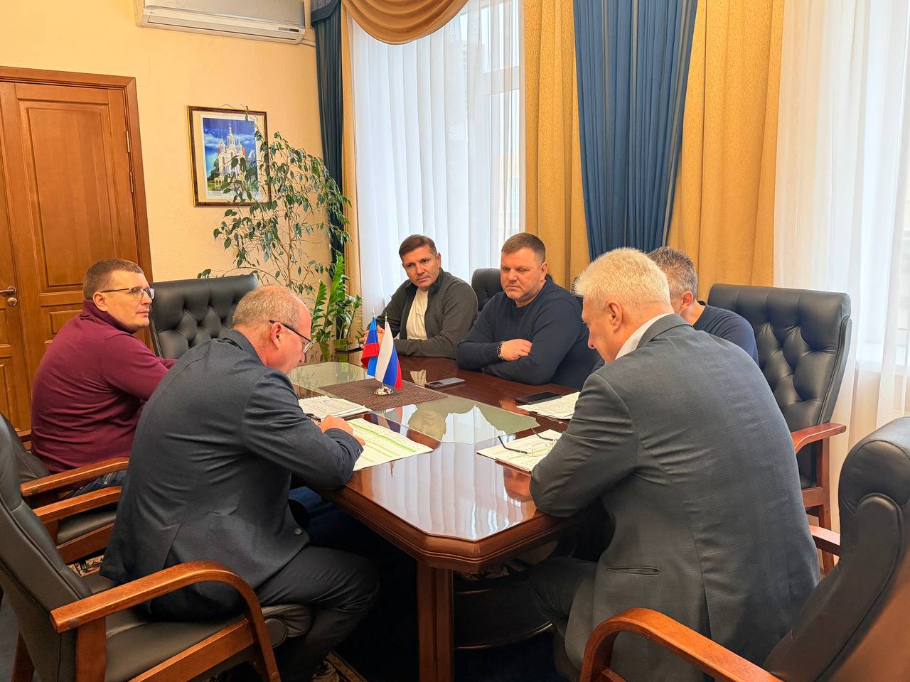 Сергей Козенко: Рабочий визит делегации из Тюменской области – важный этап в реализации совместных инициатив, направленных на развитие инфраструктуры Краснодонского муниципального округа в рамках специального... Сергей Козенко: Рабочий визит делегации из Тюменской области – важный этап в реализации совместных инициатив, направленных на развитие инфраструктуры Краснодонского муниципального округа в рамках специального...