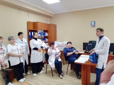 Важно знать каждому: в поликлинике №11 прошло практическое занятие по оказанию неотложной помощи