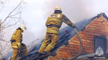 Шесть пожаров потушили в ЛНР за сутки