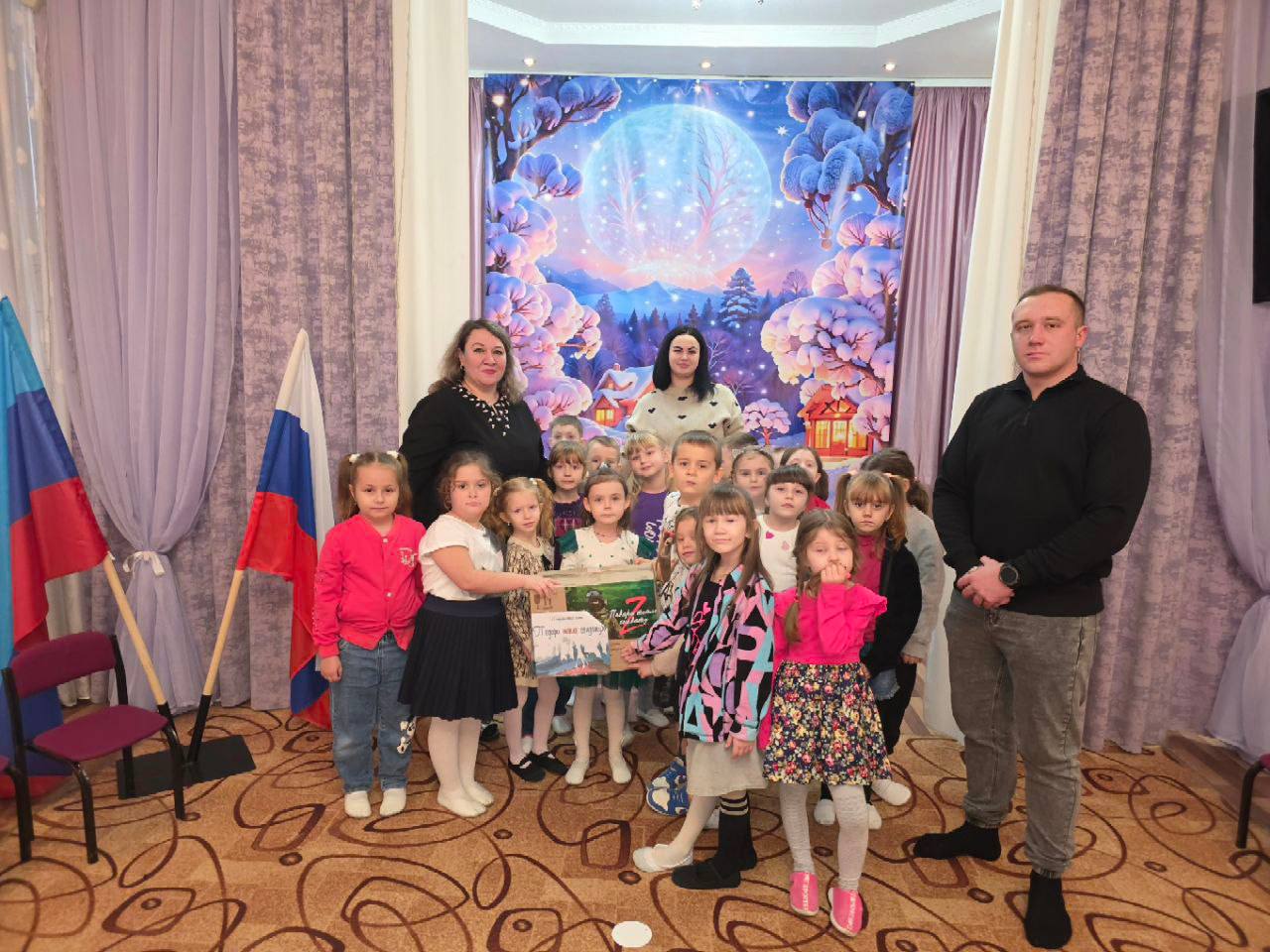 Акция «Подари тепло солдату»: символ единения и патриотизма ровеньчан Акция «Подари тепло солдату»: символ единения и патриотизма ровеньчан