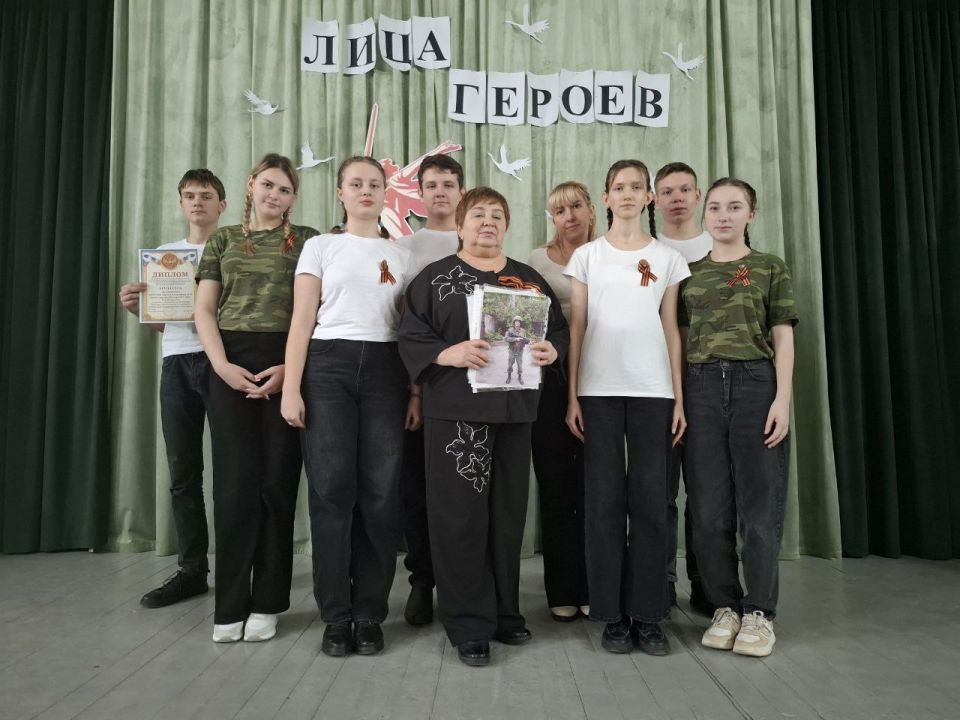Патриотический проект «Лица Героев» – в Красном Луче Патриотический проект «Лица Героев» – в Красном Луче