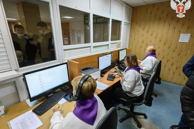 «В ЛНР успешно реализуются все федеральные проекты и задачи»: Замминистра здравоохранения РФ Андрей Плутницкий посетил ЛНР «В ЛНР успешно реализуются все федеральные проекты и задачи»: Замминистра здравоохранения РФ Андрей Плутницкий посетил ЛНР