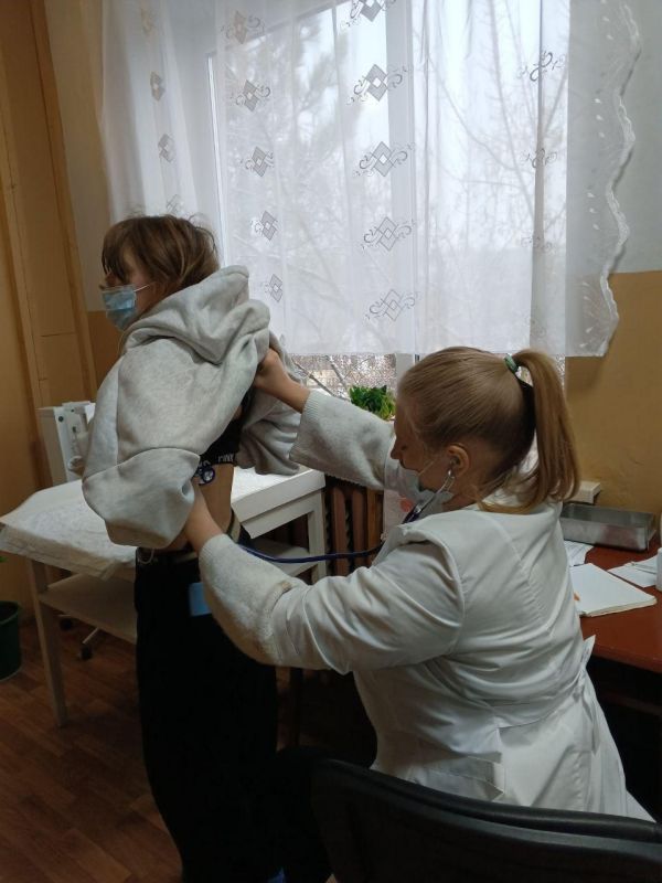 Оренбургские педиатры продолжают работу в Перевальском округе Оренбургские педиатры продолжают работу в Перевальском округе