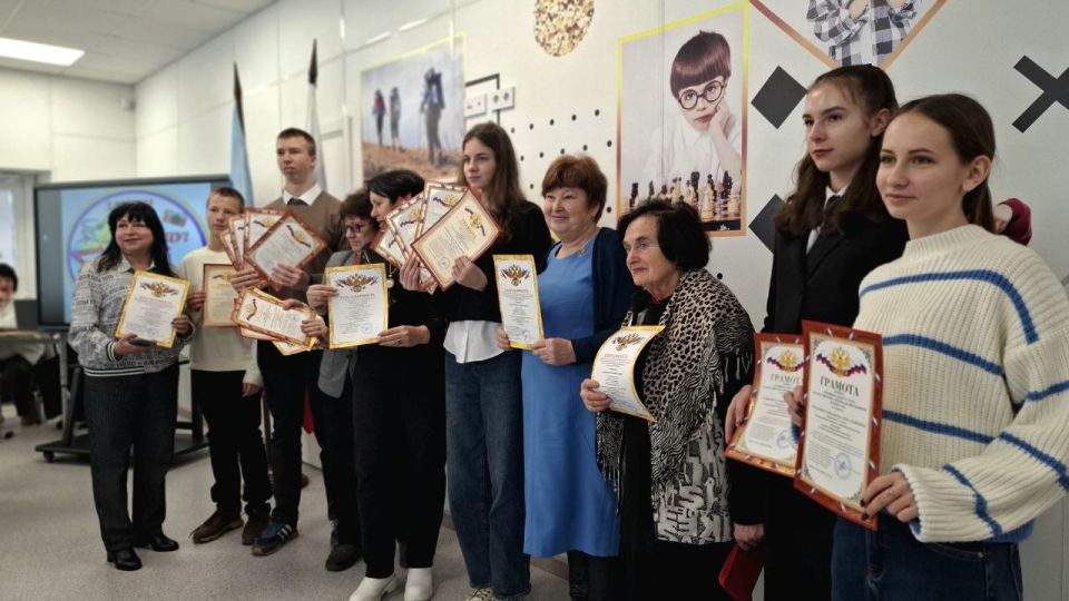 Зажги свою звезду. Сегодня у нас состоялось чествование победителей и призёров муниципальных олимпиад Зажги свою звезду. Сегодня у нас состоялось чествование победителей и призёров муниципальных олимпиад