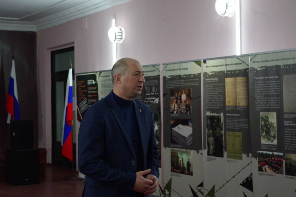 Светлана Гизай: На Славяносербщине продолжается цикл мероприятий «Без срока давности», посвященный трагедии мирного населения в годы Великой Отечественной войны и необъявленной войне Украины против народа Донбасса Светлана Гизай: На Славяносербщине продолжается цикл мероприятий «Без срока давности», посвященный трагедии мирного населения в годы Великой Отечественной войны и необъявленной войне Украины против народа Донбасса