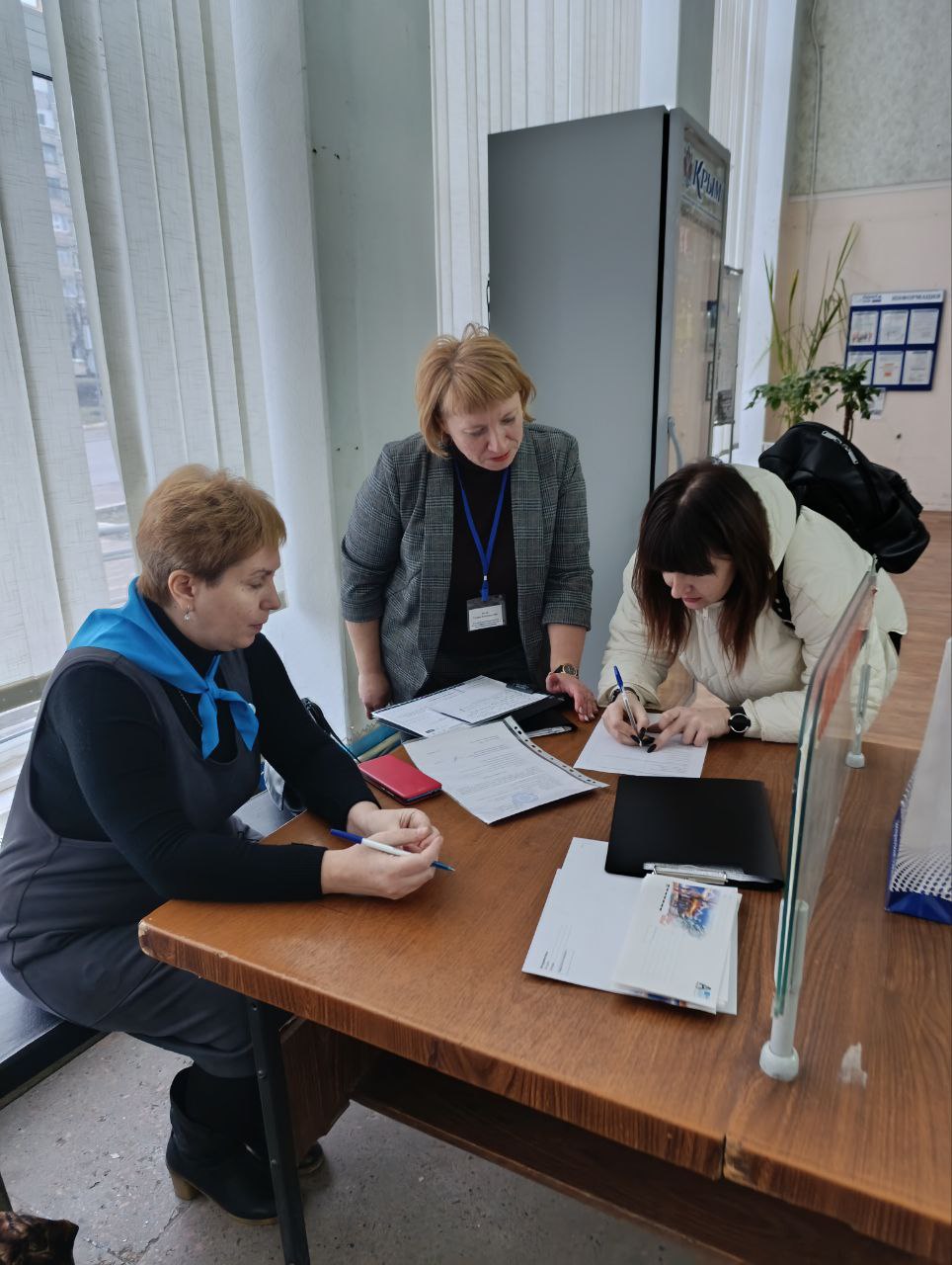 11.12.2025 г. в ГБОУ ЛНР "Перевальская гимназия №1" прошло мероприятие по профориентации для учеников 10 Б класса 11.12.2025 г. в ГБОУ ЛНР "Перевальская гимназия №1" прошло мероприятие по профориентации для учеников 10 Б класса