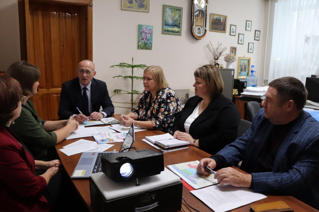 Опытом привлечения инициативных граждан к развитию территории поделился со Славяносербским округом Алтайский край Опытом привлечения инициативных граждан к развитию территории поделился со Славяносербским округом Алтайский край