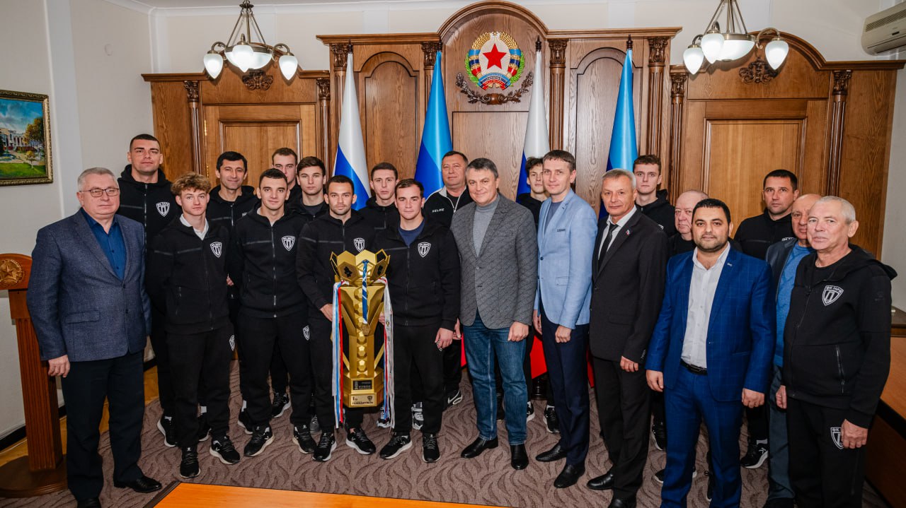 Леонид Пасечник: Сегодня встретился с командой, победившей в Кубке Содружества – 2025