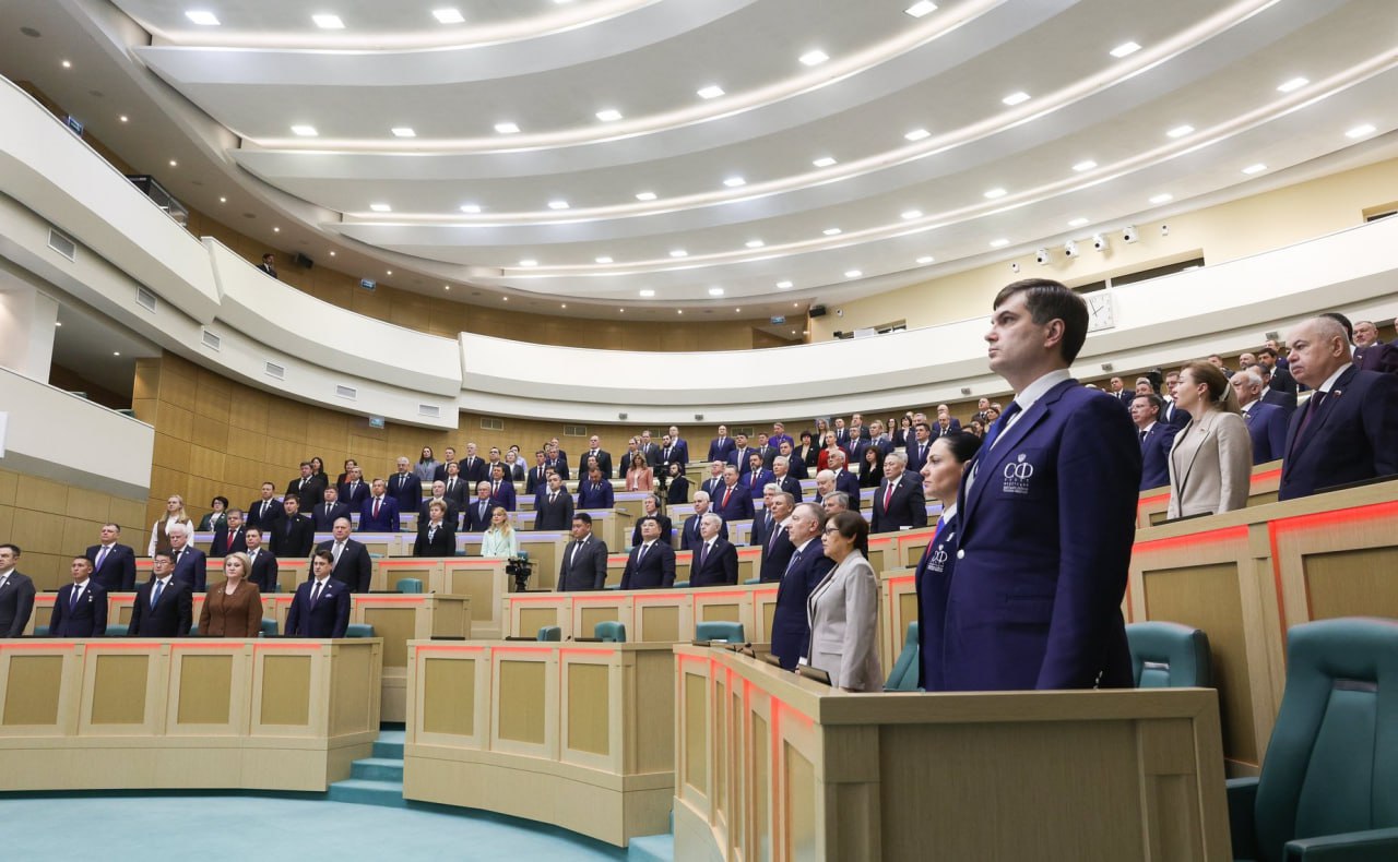 Внешняя политика России: приоритеты, вызовы и взаимодействие с регионами! 10 декабря на 602-м заседании Совета Федерации ключевым событием стало выступление Министра иностранных дел России Сергея Лаврова Внешняя политика России: приоритеты, вызовы и взаимодействие с регионами! 10 декабря на 602-м заседании Совета Федерации ключевым событием стало выступление Министра иностранных дел России Сергея Лаврова