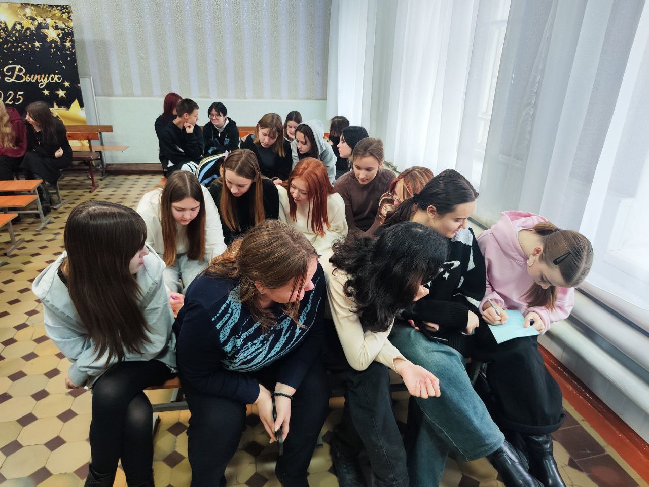 Квиз «Вредные Привычки и терроризм» провели в Успенской средней школе №1 Квиз «Вредные Привычки и терроризм» провели в Успенской средней школе №1