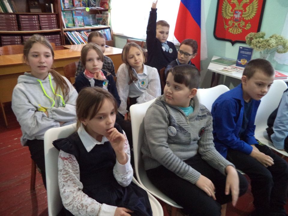 Права ребенка закреплены в Конституции Российской Федерации и представляют собой перечень законных и моральных прав, которые принадлежат детям как отдельной категории общества, защищают и обеспечивают благополучие, развитие... Права ребенка закреплены в Конституции Российской Федерации и представляют собой перечень законных и моральных прав, которые принадлежат детям как отдельной категории общества, защищают и обеспечивают благополучие, развитие...