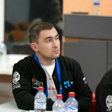 Леонид Пасечник: «Педагоги всегда учили наших детей ценить Родину, и когда наступило время ее защищать, многие из них сами взяли в руки оружие»