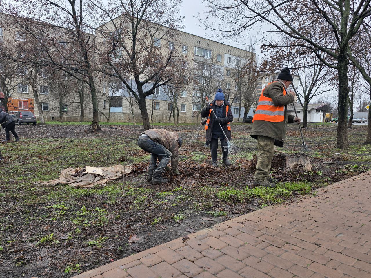 Чистота и безопасность: МУП "ЖЭК" в активном режиме наводит порядок! Чистота и безопасность: МУП "ЖЭК" в активном режиме наводит порядок!
