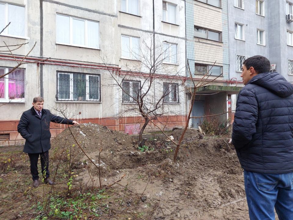 Депутатский час в Алчевске: Мониторинг температурного режима в образовательных учреждениях Депутатский час в Алчевске: Мониторинг температурного режима в образовательных учреждениях