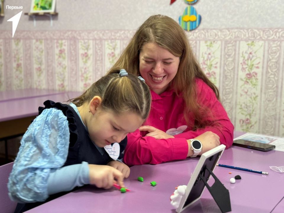 Алёна Лумеровская: Сегодня с удовольствием приняла участие в Форуме семейных сообществ «РодныеЛюбимые» в нашем округе и поприветствовала всех собравшихся Алёна Лумеровская: Сегодня с удовольствием приняла участие в Форуме семейных сообществ «РодныеЛюбимые» в нашем округе и поприветствовала всех собравшихся