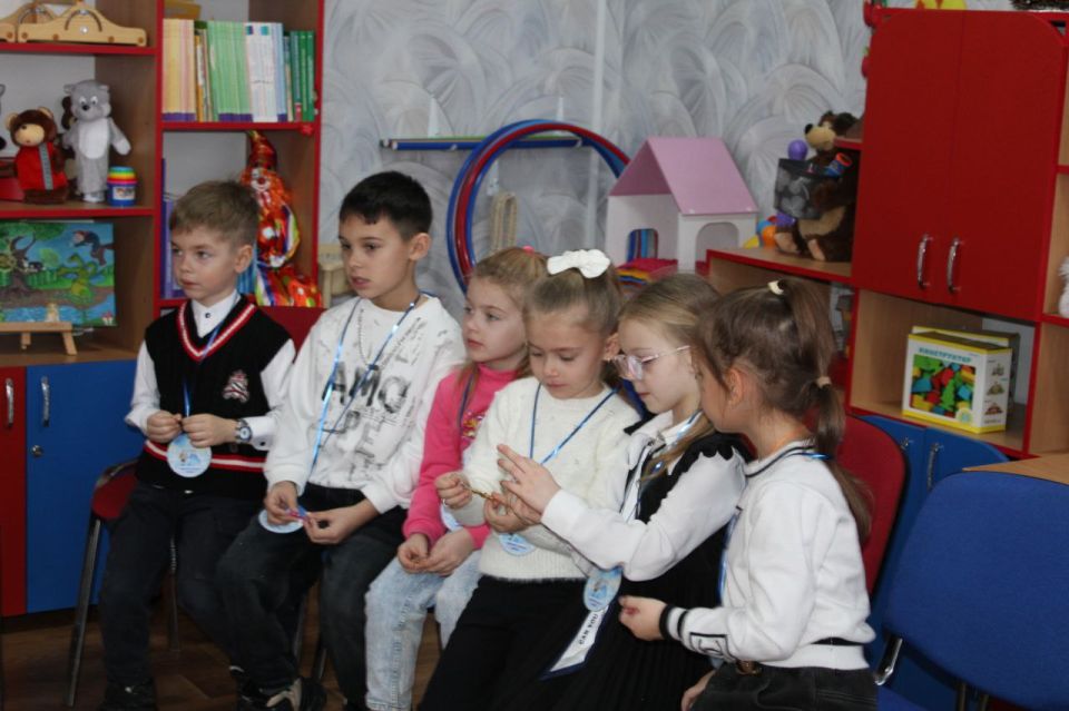 Когда профессия начинается в детстве: профориентационная встреча дошколят со студентами-педагогами Когда профессия начинается в детстве: профориентационная встреча дошколят со студентами-педагогами