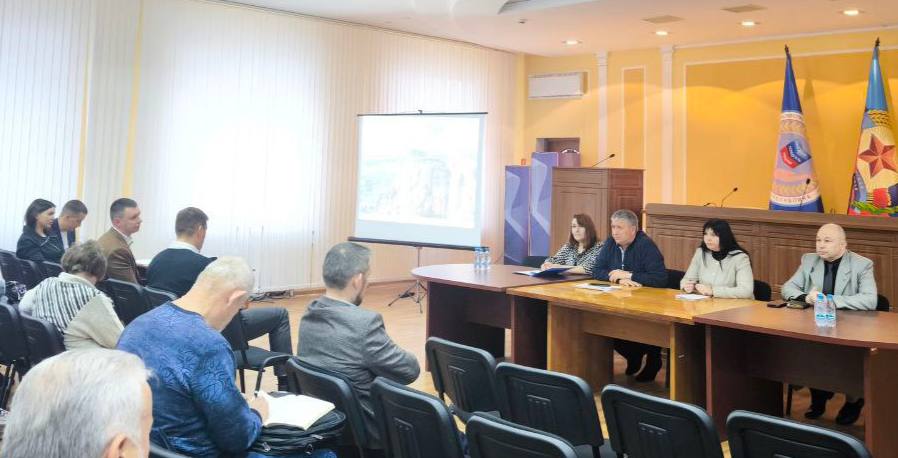 Семинар-совещание по рассмотрению актуальных вопросов в сфере охраны труда прошло в Минтруда ЛНР