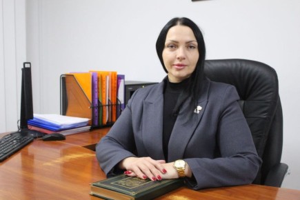 Сегодня отмечает День Рождения Юлия Александровна Кожухарь — ВРИП Главы Новопсковского муниципального округа!