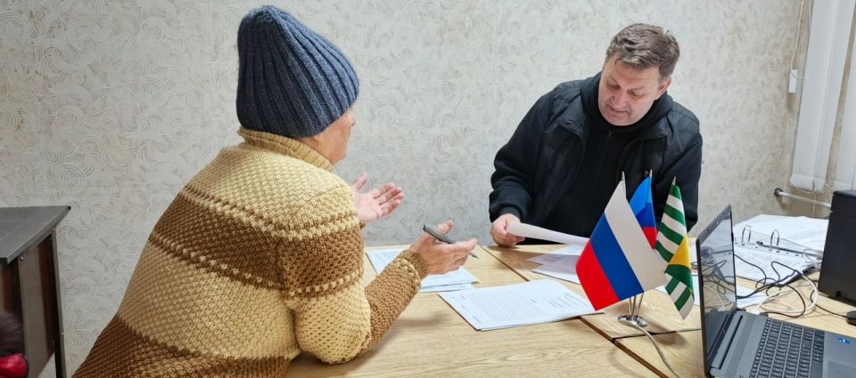 Состоялся очередной прием граждан в общественной приемной Главы ЛНР Состоялся очередной прием граждан в общественной приемной Главы ЛНР
